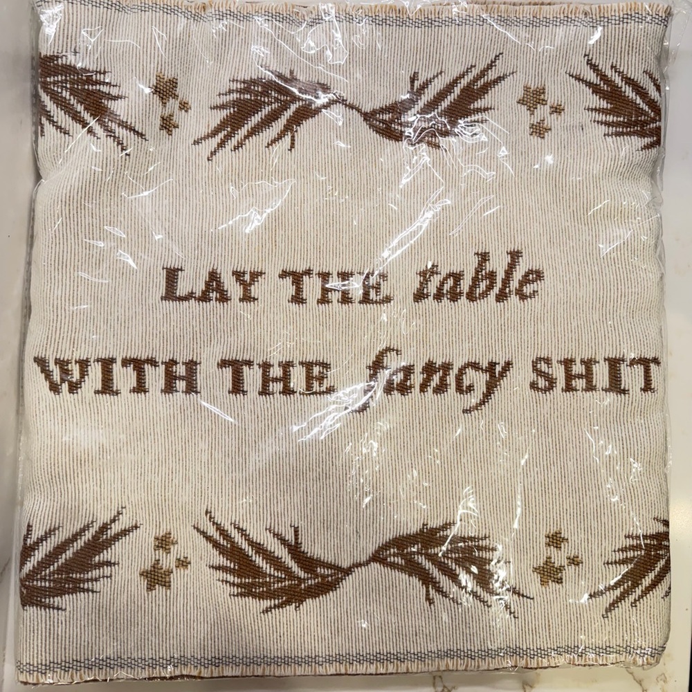 New Unopened Taylor Swift Tolerate It Table Runner